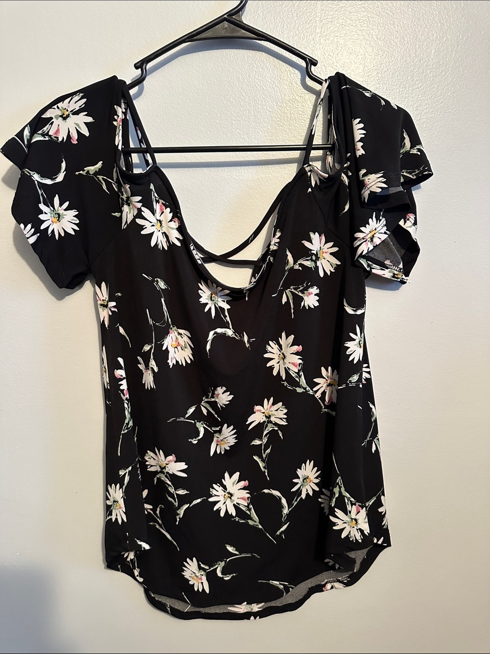 Kaileigh Black Floral Cold Shoulder Strappy Top Small
